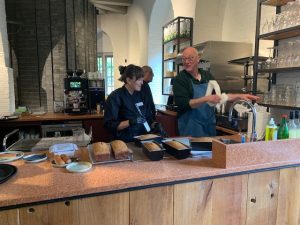 bakken in grand cafe 1629